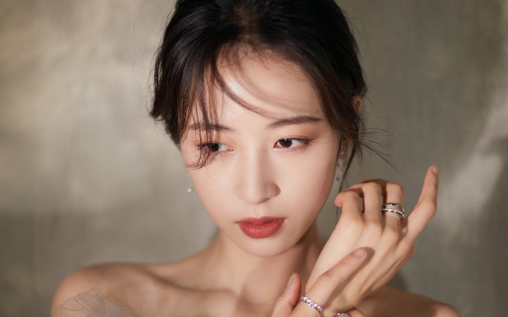 女足比赛中，中国队员武某获得最佳守门员奖，女足比赛中,中国队员武某获得最佳守门员奖项