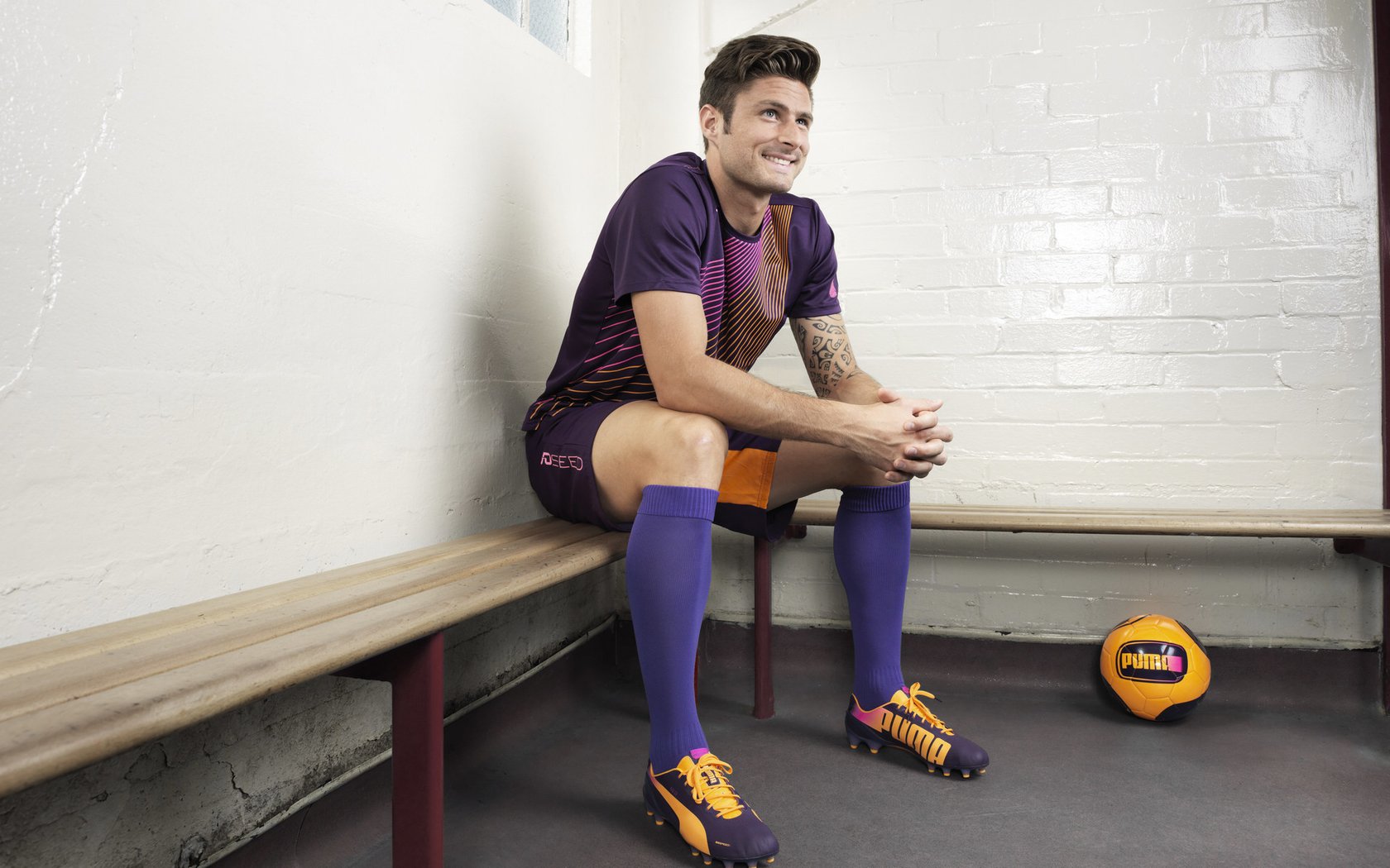 开云体育下载-“豪车飙速：性能与速度的完美爆发”，豪车速度排名前100名